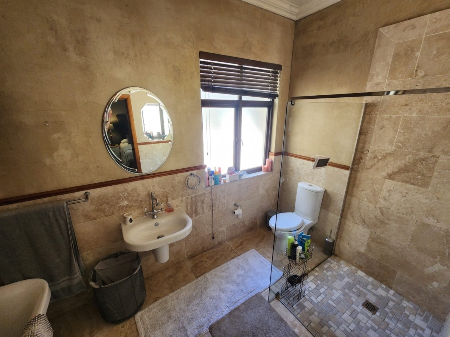 3 Bedroom Property for Sale in Linkside Western Cape